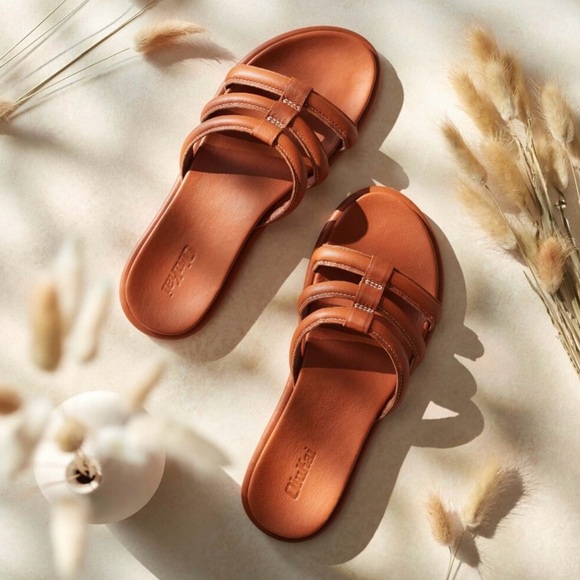 OluKai Shoes - OluKai Tiare Women’s Slide Sandals